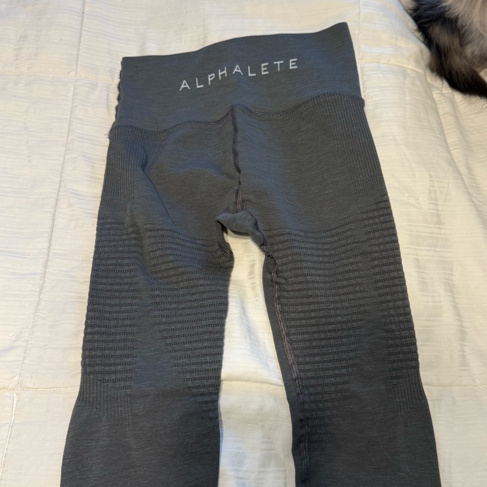 Alphalete leggings